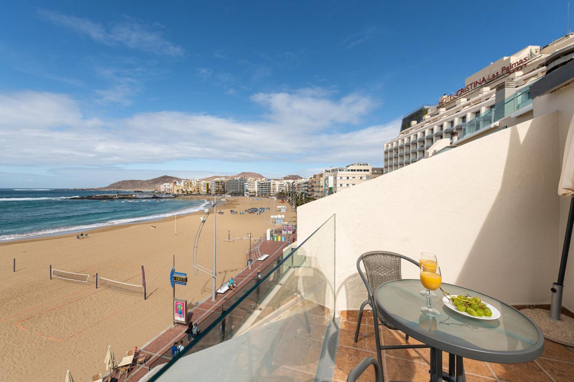 לאס פאלמס דה גראן קנאריה Beachfront Home Las Canteras - Sea Views Terrace מראה חיצוני תמונה