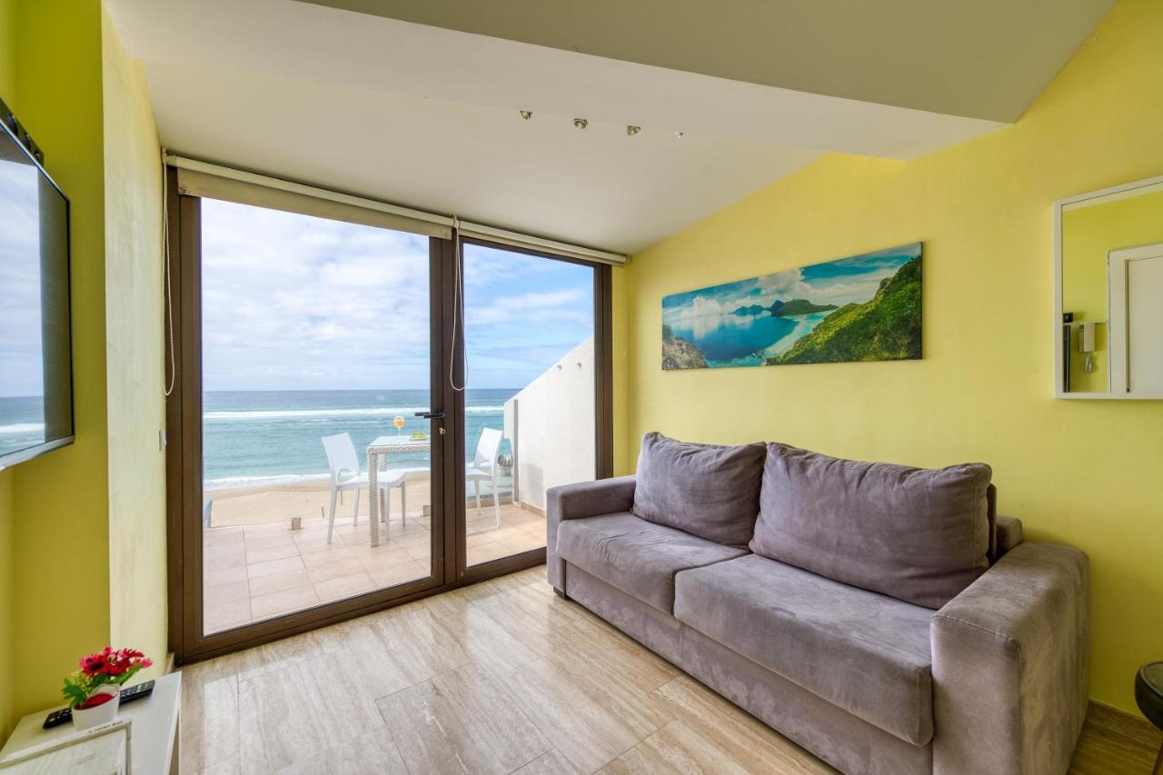 לאס פאלמס דה גראן קנאריה Beachfront Home Las Canteras - Sea Views Terrace מראה חיצוני תמונה